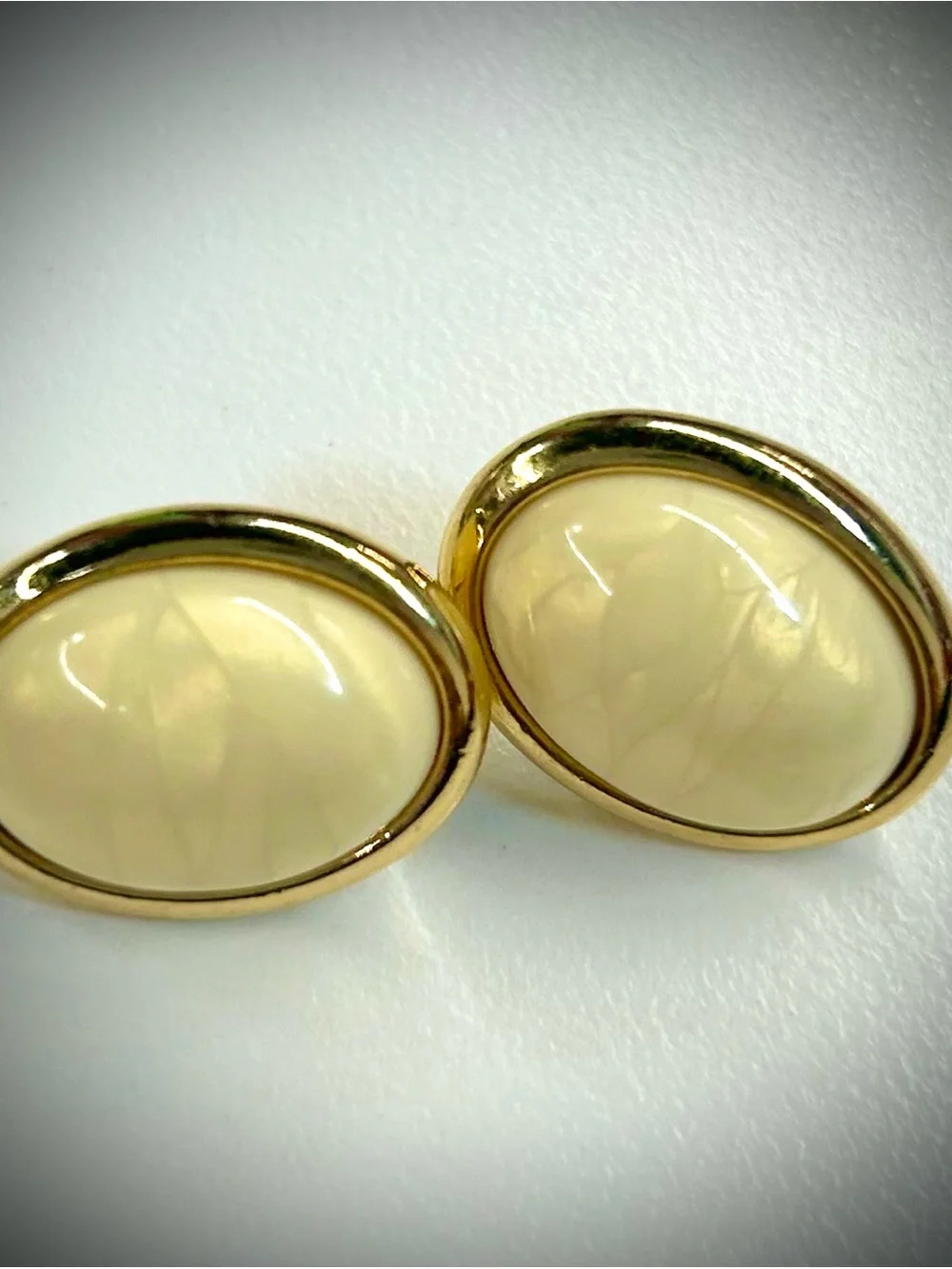 Trifari chic gold